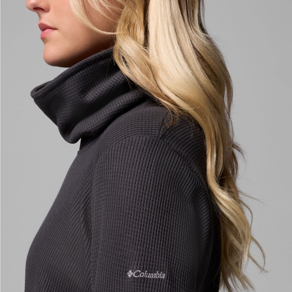 Women's Columbia Holly Hideaway™ Waffle Cowl Neck Pullover - Picture 4 of 8